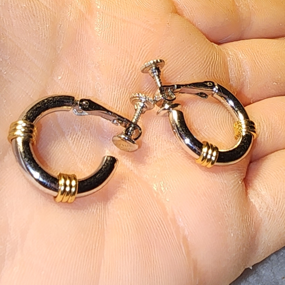 Vintage Two-Tone Hoop Earrings – Silver & Gold Accents, Screw-Back Design